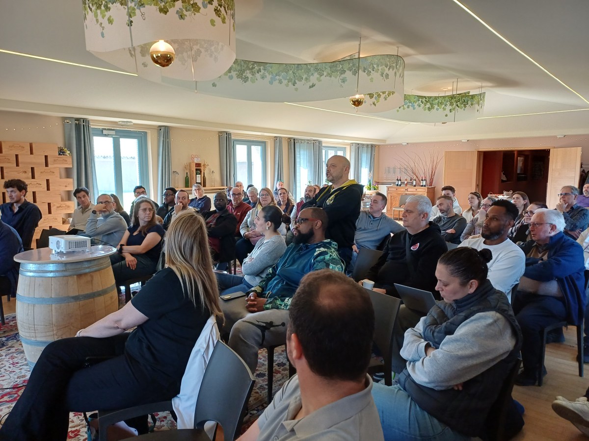 Une visite placée sous le signe de l’écoute et du&nbsp;terrain